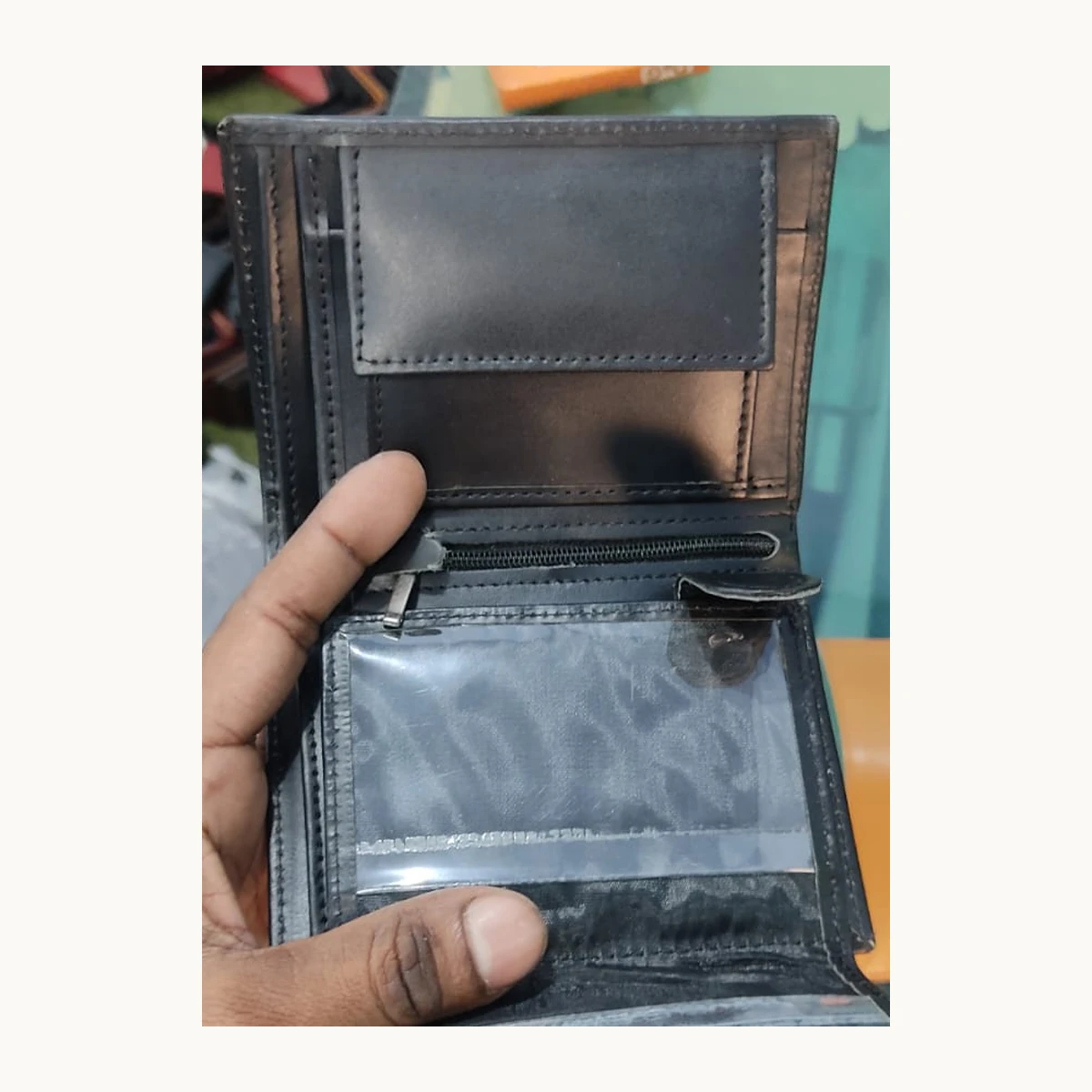 variant_obsidian_black_open.webp