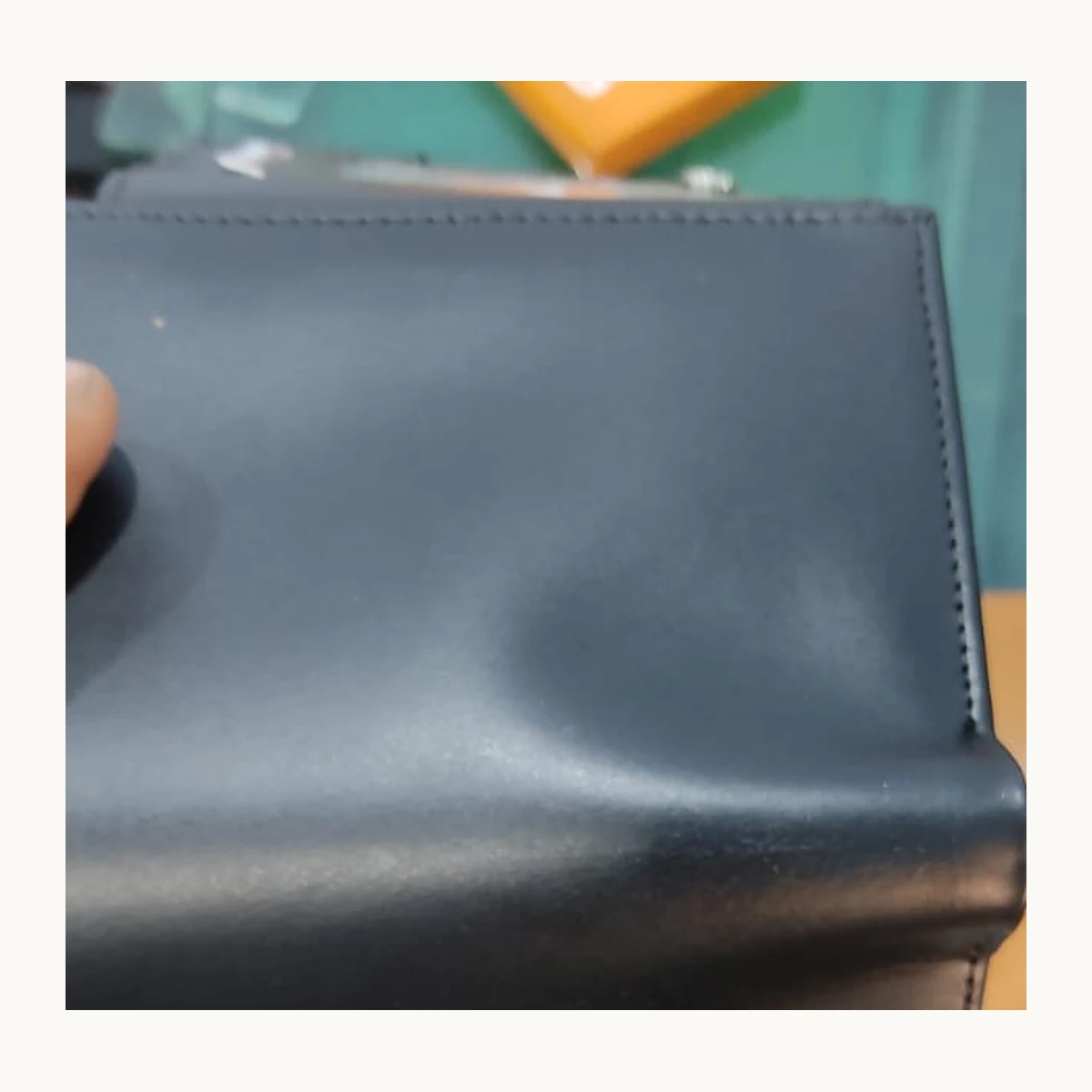 [TLS-WLT-01-BLK] Executive Multi-Pocket RFID Leather Bifold Wallet (Obsidian Black)